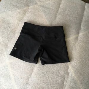 Lululemon reversible shorts